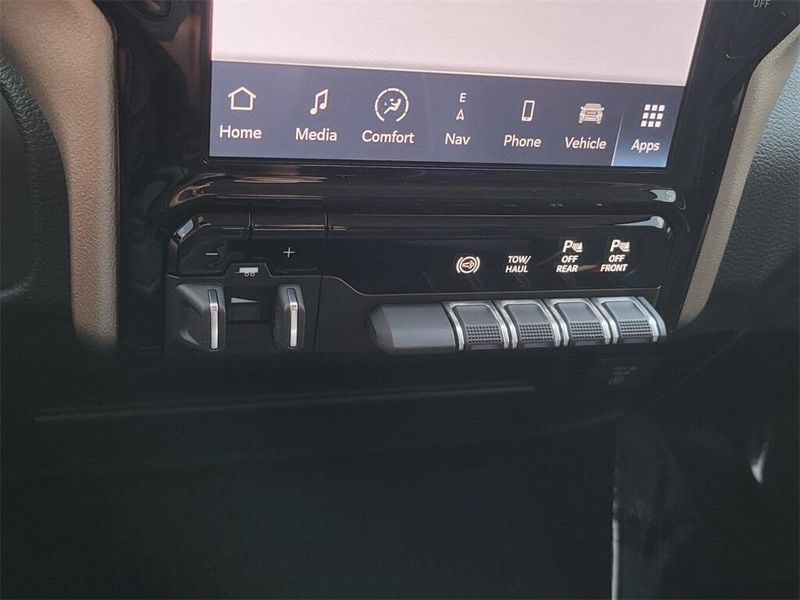 2024 RAM 2500 LaramieImage 26