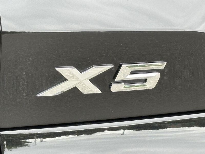 2023 BMW X5 xDrive40iImage 13