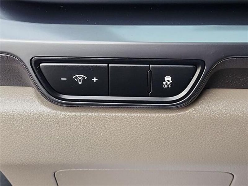 2025 Kia Carnival LXSImage 19