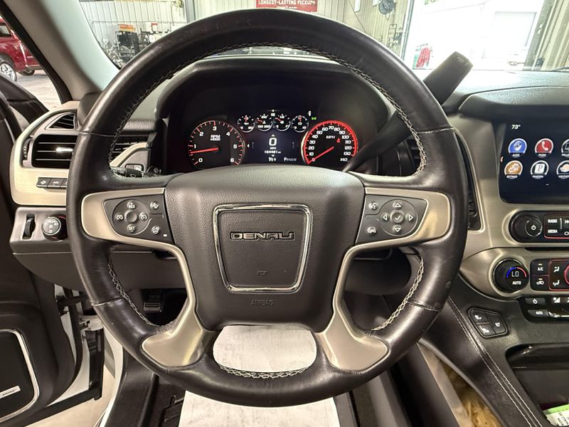 Used 2016 GMC Yukon XL DenaliImage 20