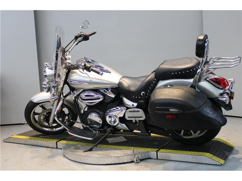 Used 2009 Yamaha V STAR 950 Image 8