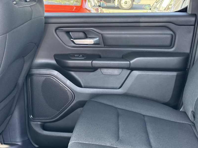 New 2026 RAM 1500 Express Crew Cab 4x4 5'7' Box