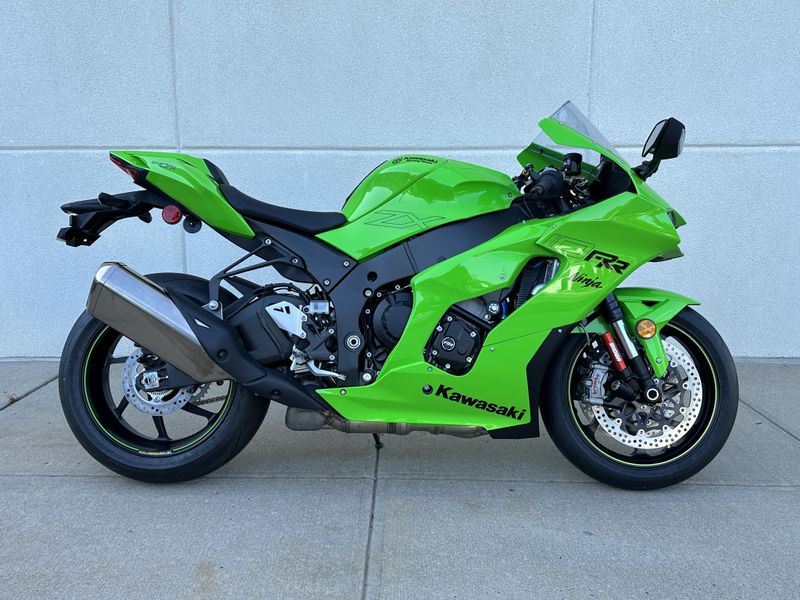 2024 Kawasaki Ninja ZX10RRImage 1