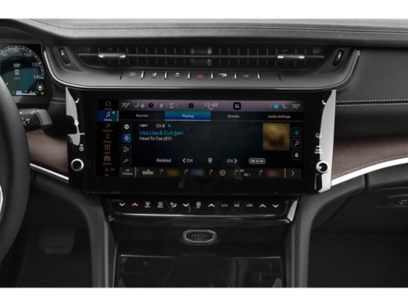 New 2027 Jeep Grand Cherokee Laredo AltitudeImage 9