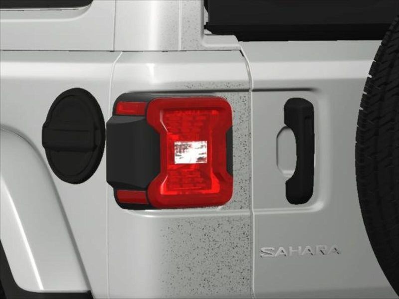 2025 Jeep Wrangler Unlimited Sahara photo 11