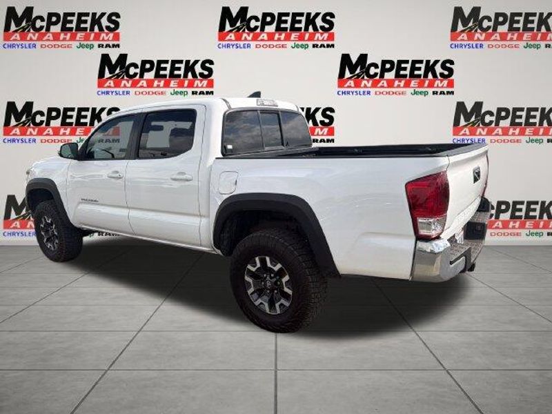 Used 2016 Toyota Tacoma TRD Off-RoadImage 3