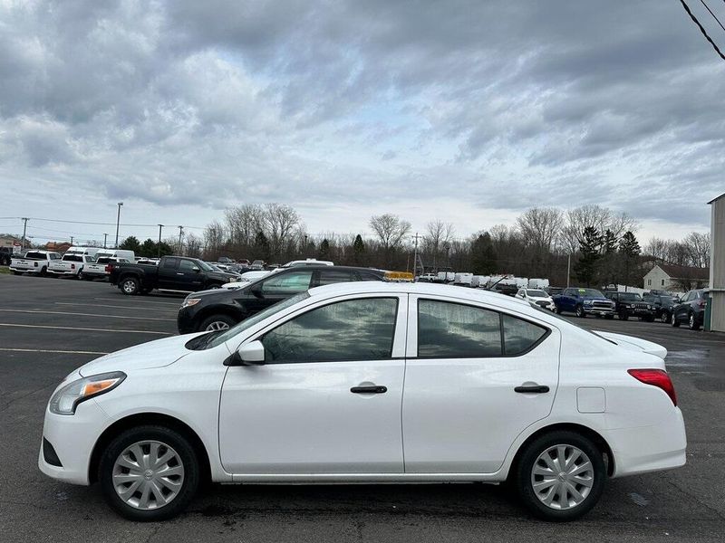 2016 Nissan Versa 1.6 S PlusImage 6