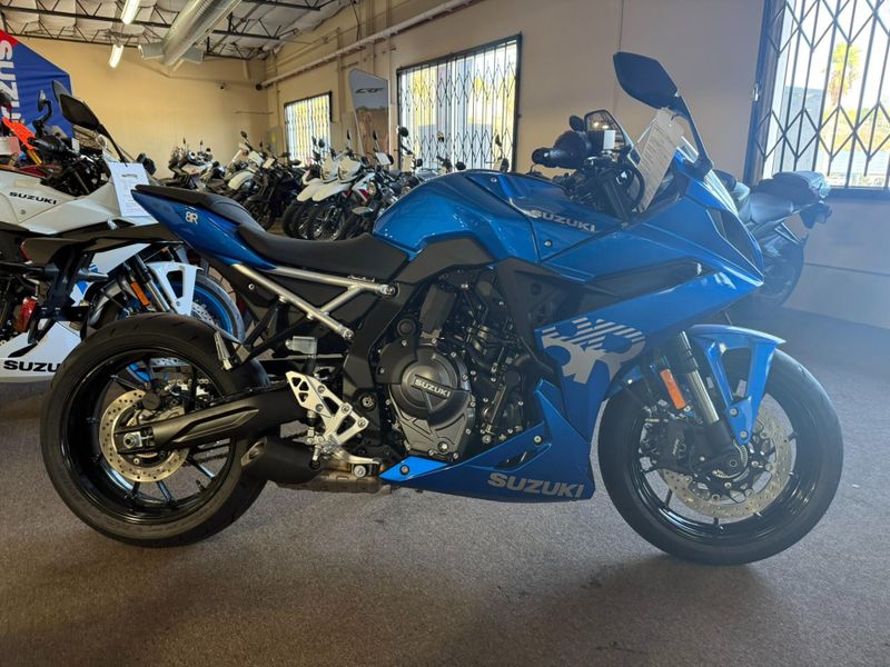 New 2026 Suzuki GSX-8R Image 8