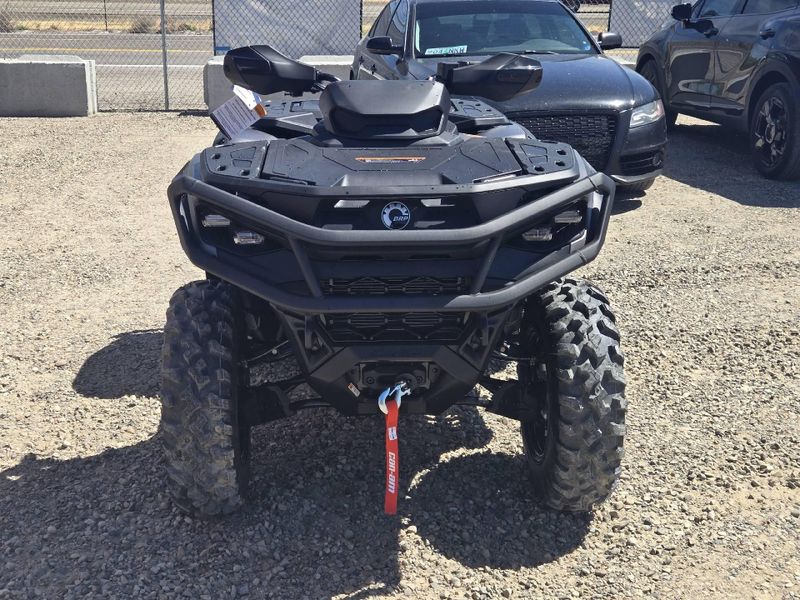 New 2026 Can-Am OUTLANDER XT 850 