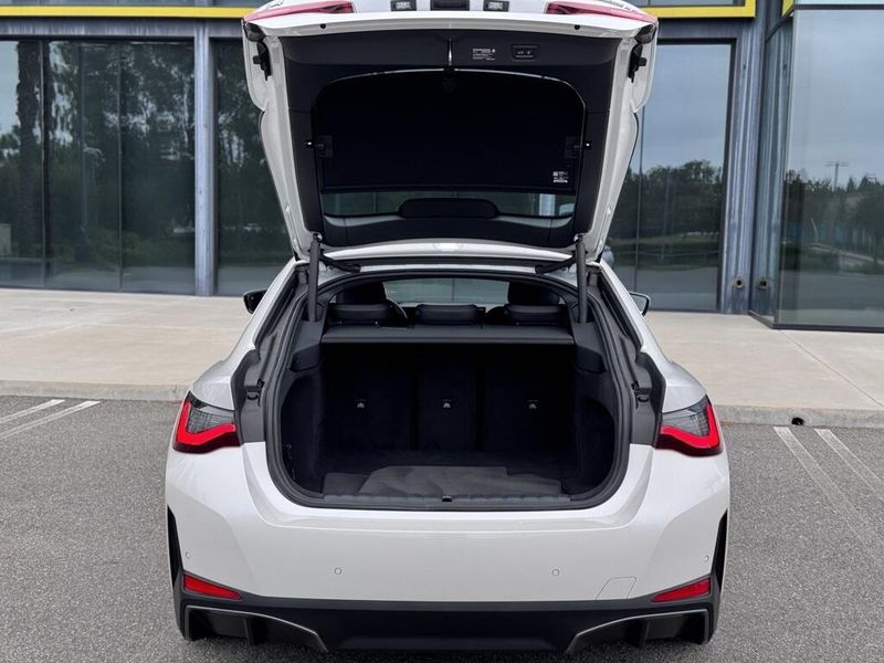 2024 BMW i4 eDrive35Image 15
