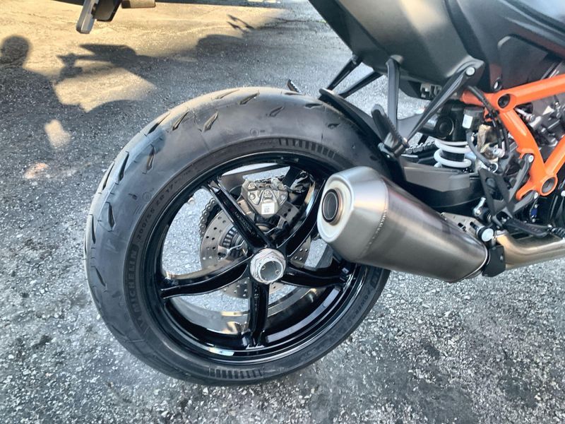 New 2026 KTM 1390 SUPER DUKE R EVO Image 17