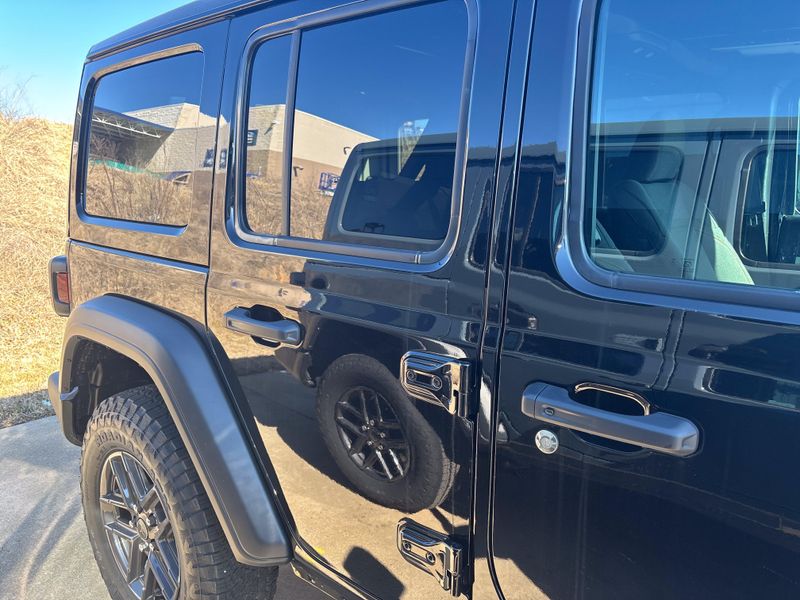 New 2026 Jeep Wrangler 4-door Sport SImage 5