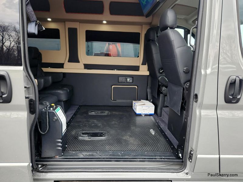 New 2026 RAM Promaster 2500 Slt+ Window Van High Roof 159' Wb