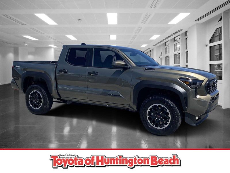 2025 Toyota Tacoma 4WD Image 1