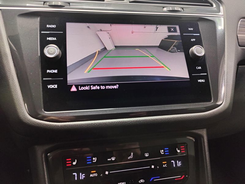 Used 2024 Volkswagen Tiguan AWD SEL R-Line w/Sunroof/NavImage 13