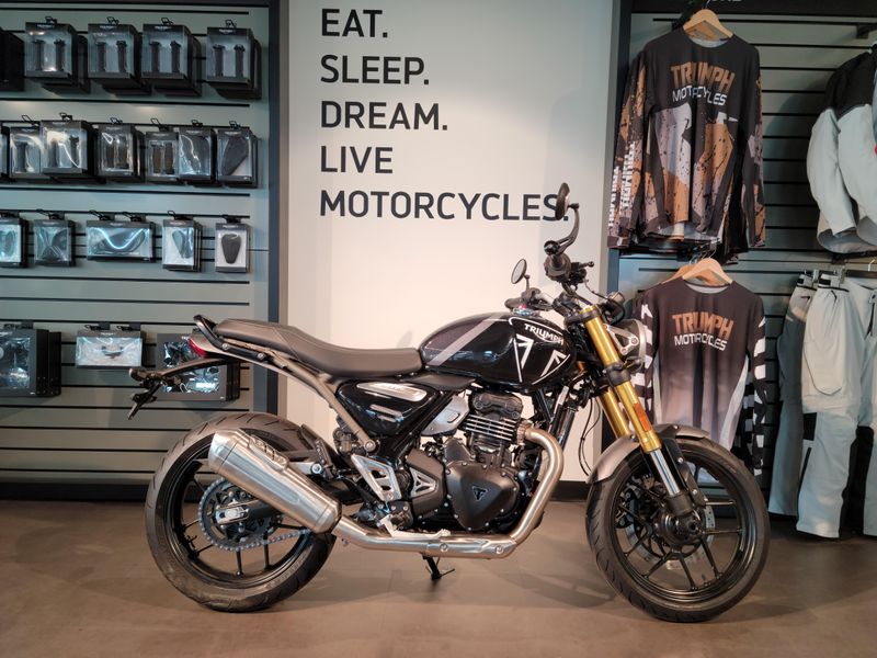 New 2025 Triumph SPEED 400 