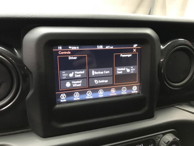 Used 2021 Jeep Wrangler Unlimited Sport AltitudeImage 16