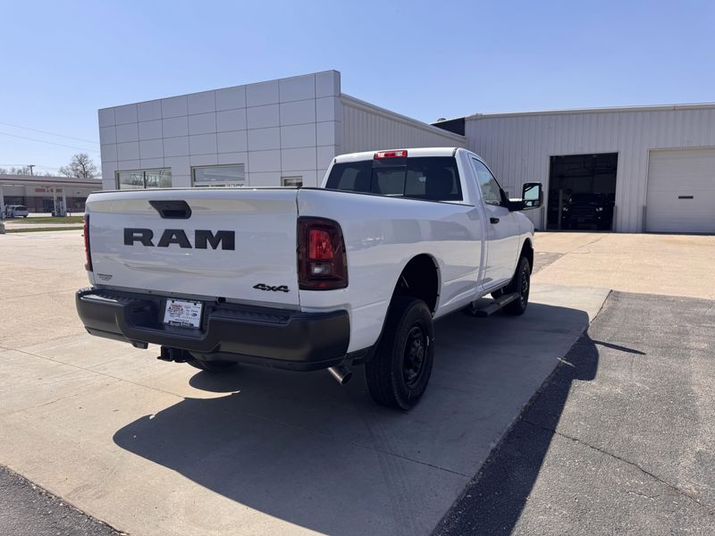 2025 RAM 2500 TradesmanImage 8