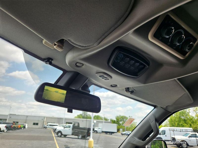 2020 GMC Savana Cargo Image 43