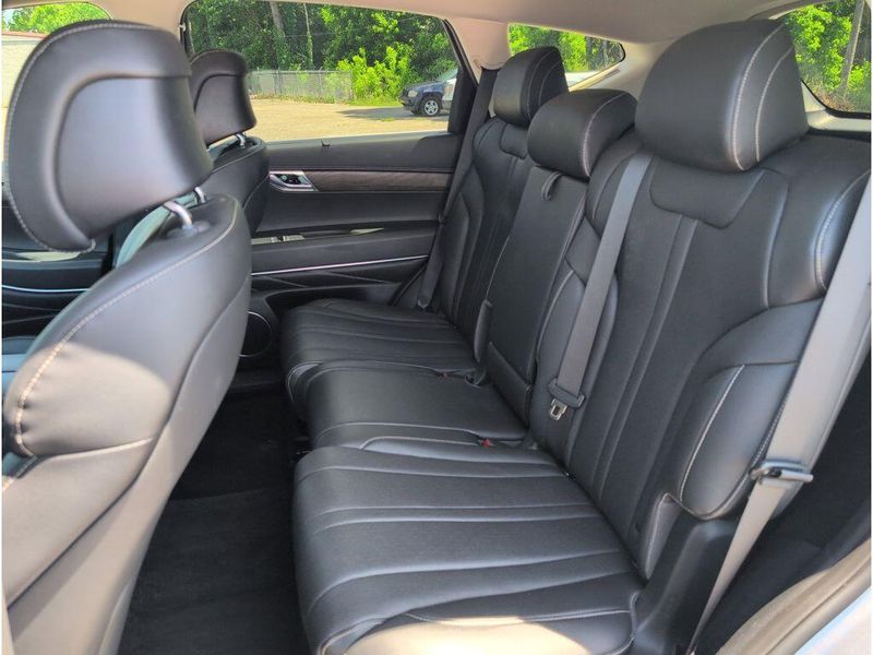 Used 2024 Genesis GV80 2.5T (A8)Image 29