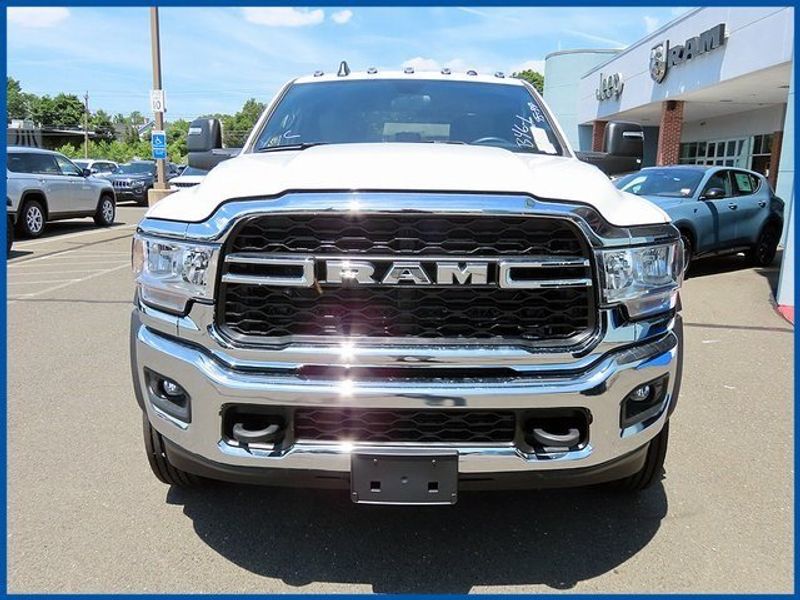 2024 RAM 5500 Chassis Cab TradesmanImage 3