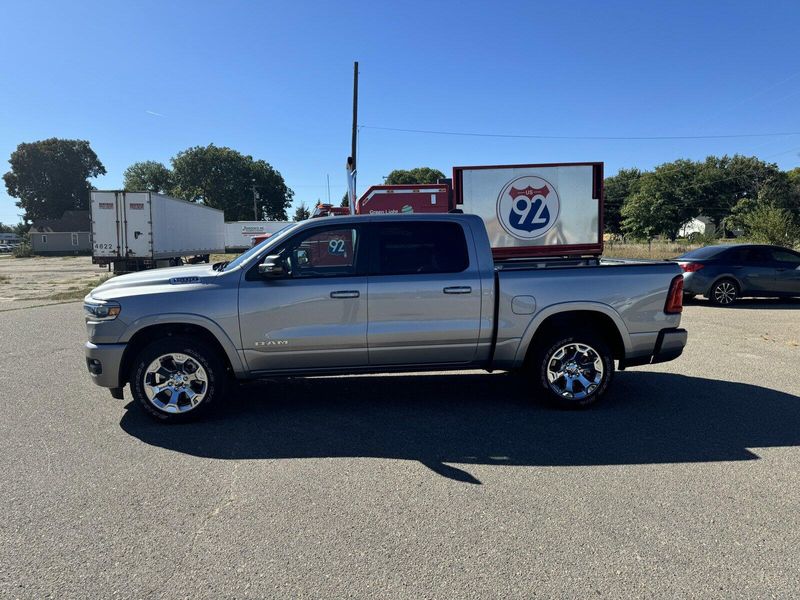 2025 RAM 1500 Big HornImage 5
