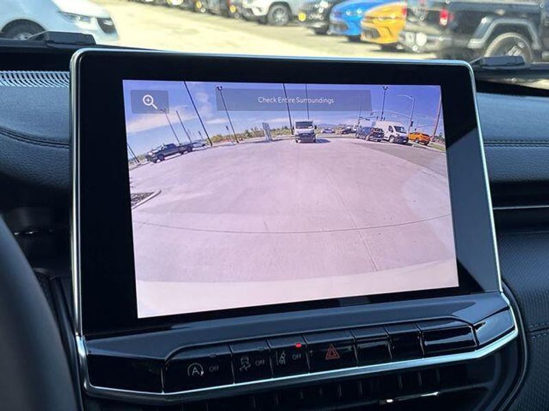 New 2026 Jeep Compass Latitude Altitude 4x4Image 19