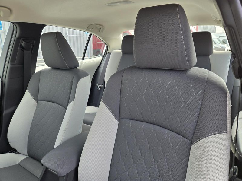 Used 2025 Toyota Corolla LE CVT (Natl)