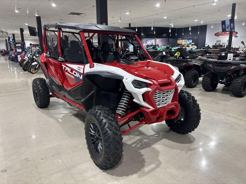 New 2026 Honda TALON1000R4 FOX LIVEVALVE Image 10