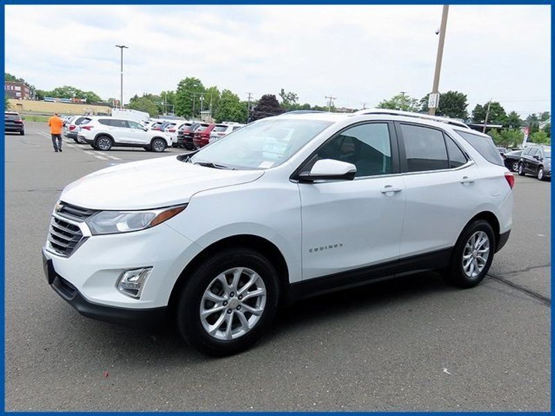 2021 Chevrolet Equinox LTImage 1