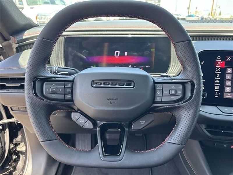 New 2025 Dodge Charger 2-door Daytona R/T AwdImage 17