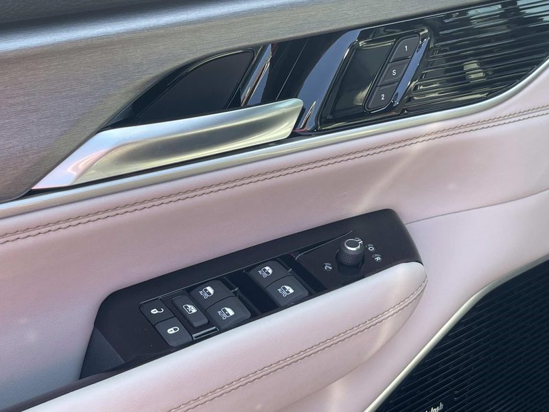 2026 Jeep Grand Wagoneer Limited Reserve 4x4