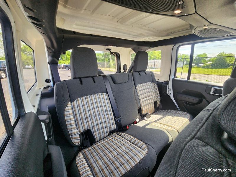 New 2026 Jeep Wrangler 4-door 85th Anniversary Edition