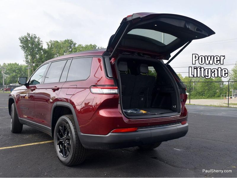 2025 Jeep Grand Cherokee L Altitude X 4x4Image 13