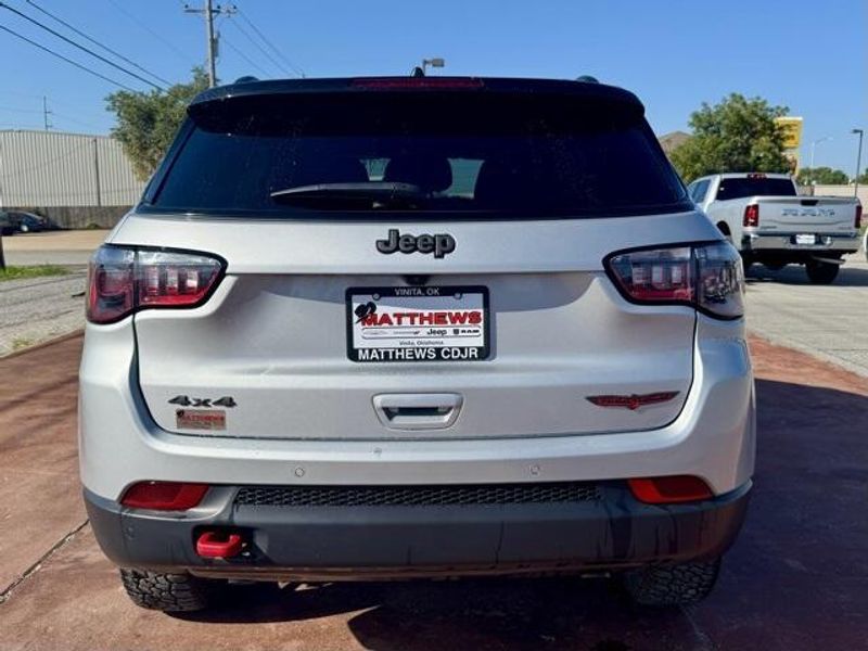 Used 2024 Jeep Compass TrailhawkImage 6