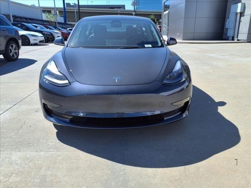 2022 Tesla Model 3 Long RangeImage 4