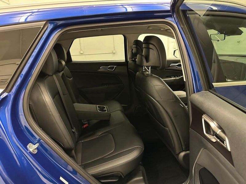 2023 Kia Sportage EXImage 27