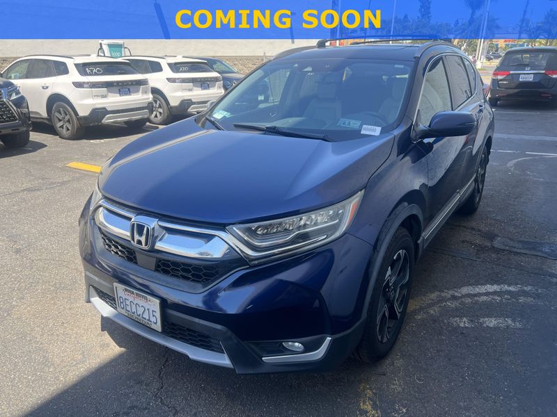 2018 Honda CR-V TouringImage 1