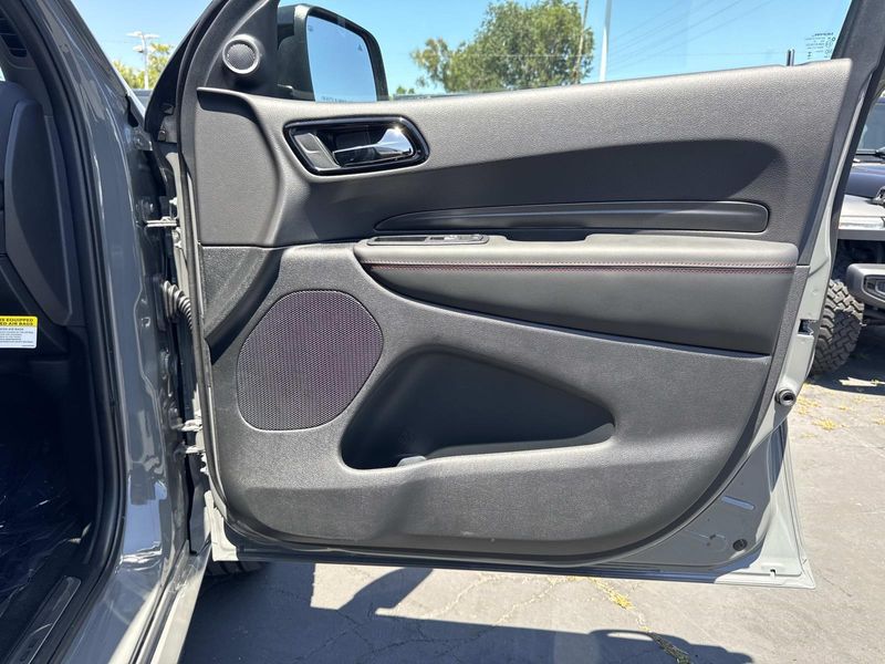 New 2026 Dodge Durango Gt Plus Awd Hemi V8
