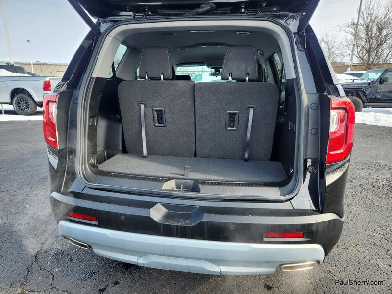 Used 2023 GMC Acadia SLE