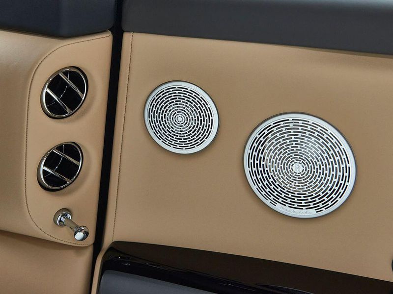 New 2027 Rolls-Royce Cullinan Image 21