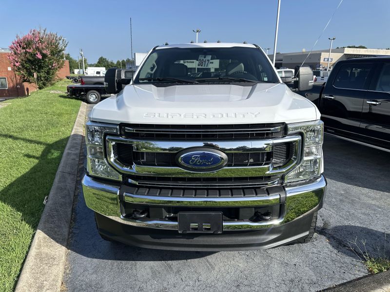 2022 Ford F-250 XLImage 2