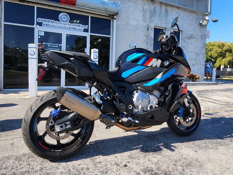 Used 2024 BMW M1000XR Image 12