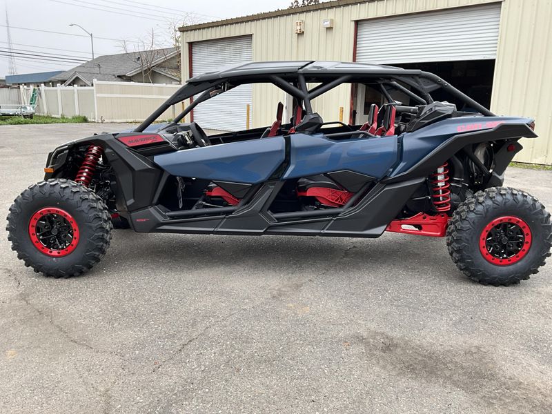 New 2026 Can-Am MAVERICK MAX XDS 64 TURBO RR Image 8