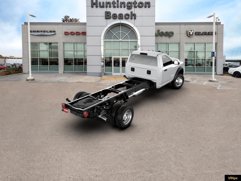2022 RAM 5500 Chassis Tradesman Regular Cab Belco BodyImage 7