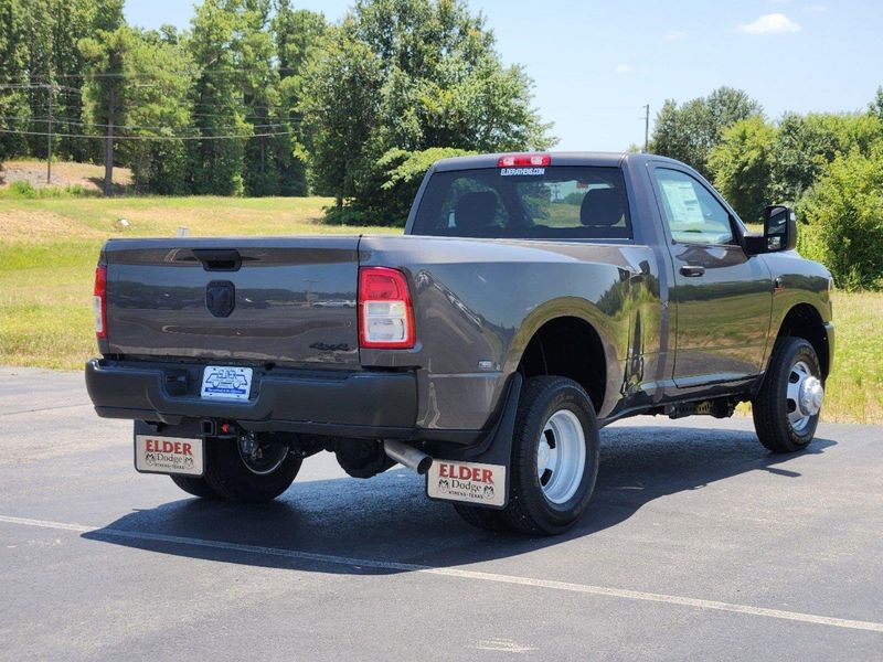 2024 RAM 3500 Tradesman Regular Cab 4x4 8