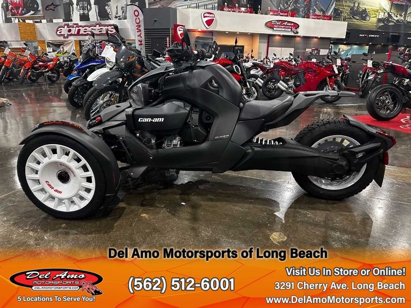 2023 Can-Am F3PC  in a CUSTOM exterior color. Del Amo Motorsports of Long Beach (562) 362-3160 delamomotorsports.com 