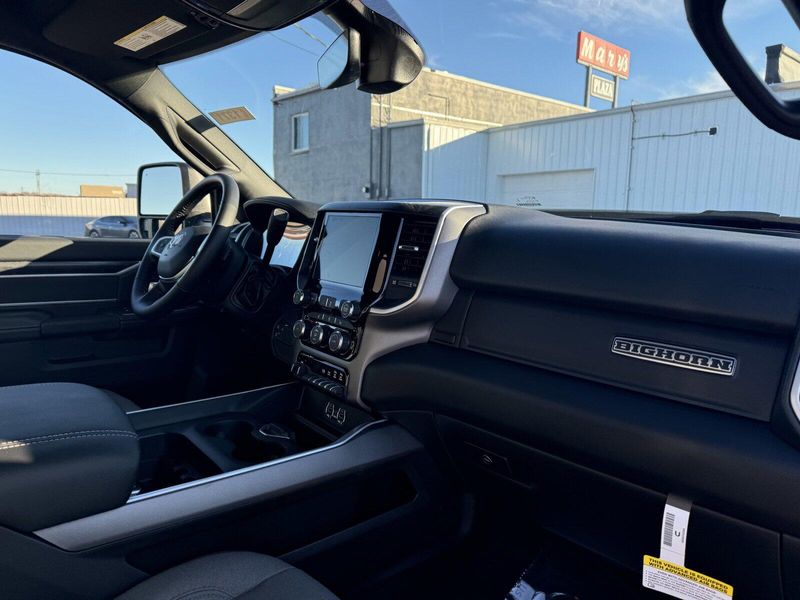 2024 RAM 2500 Big HornImage 12