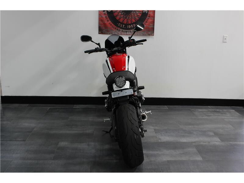 Used 2020 Yamaha XSR900 Image 3