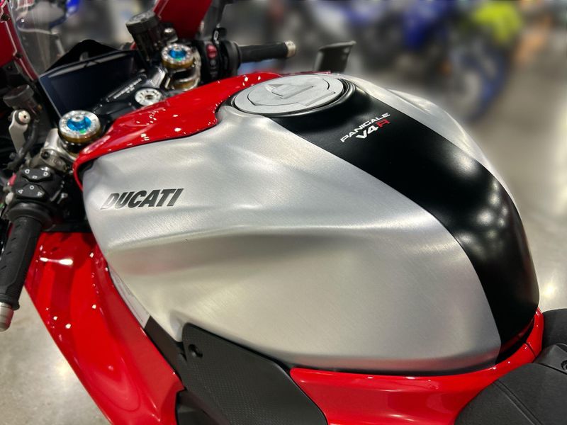 New 2026 Ducati PANIGALE V4 R Image 28